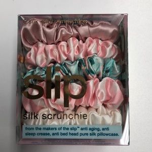 NWT: Hollywood Hills Midi Scrunchies Pack of 5